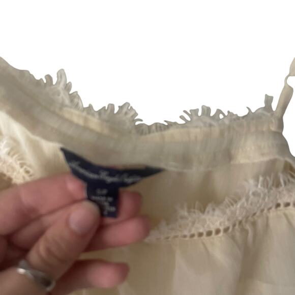 American Eagle Size Small Cream Ivory Lace Tiered Ruffle Babydoll Top - Picture 4 of 9